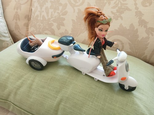 Lil bratz white moto - lil, 2003