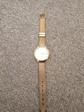 Daisy Fuentes Women Watch Gold  *Needs New Battery*