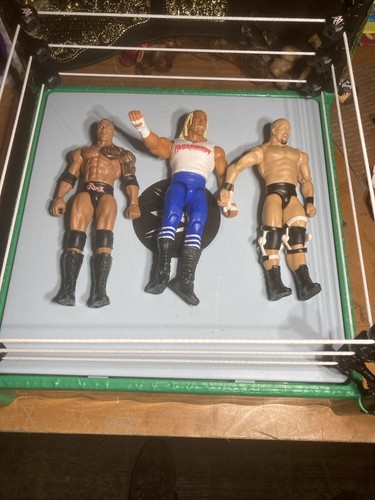 Wwf wrestling figures by - 3x,