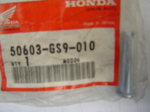 Footrest axle nx650 xrv750 - nx650,