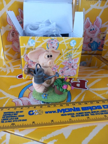 Piggin green fingers - -,