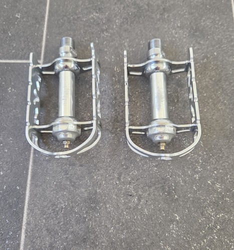 Kyokuto top run - top, pedals