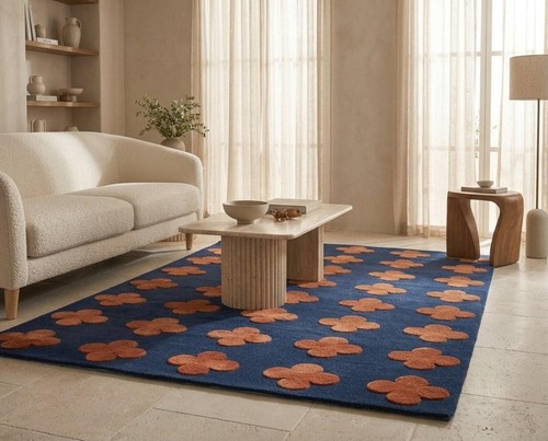 Hand tufted wool area rug - hand,