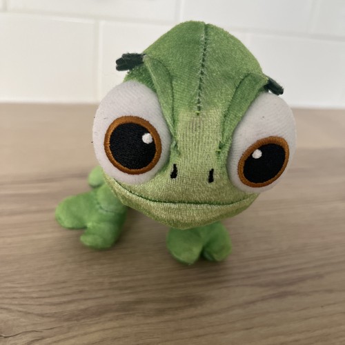 Disney store official pascal - disney,