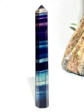 BEAUTIFUL UNIQUE CRYSTAL