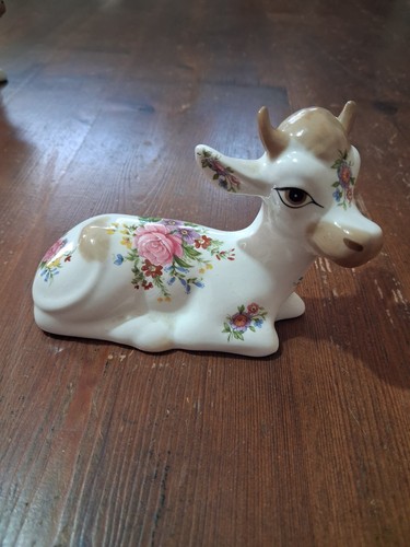 Studio szeiler floral cow - studio,