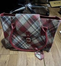 NESS PLAID TARTAN HANDBAG IN