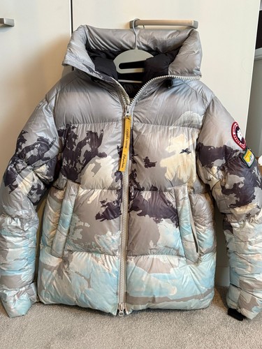 Canada goose crofton - crofton, puffer