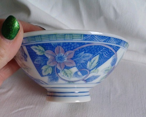 Pretty little floral - little,