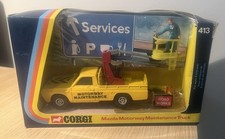 CORGI 413 MAZDA MOTORWAY MAINTENANCE TRUCK With Sealed Bubble , Road Signs Decal