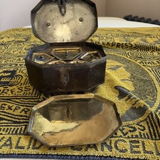 VINTAGE PANDAN BETEL NUT