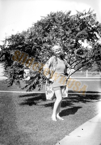 Vtg 120 negative - 120, woman