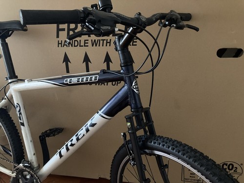 Trek 4300 mountain - , bike