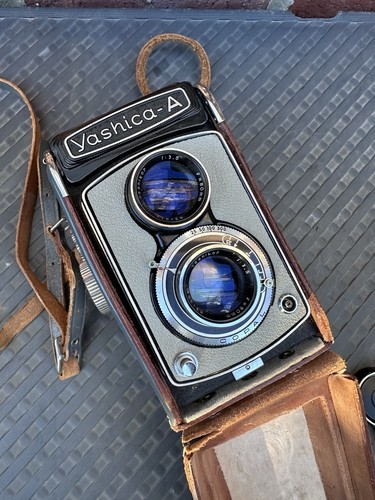 Yashica twin lens reflex - yashica-a,