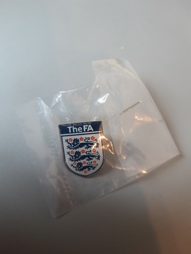 Official england badge - fa,