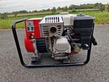 HONDA EG 1500X GENERATOR 110v x1 and 240 v x1 GOOD CONDITION