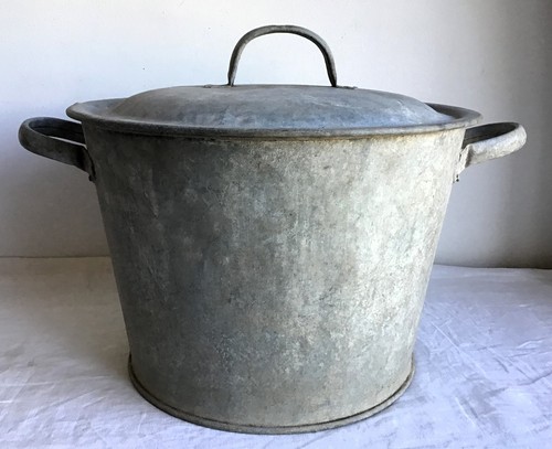 Old galvanised metal wash tub - wash,