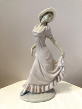 Nao By Lladro  Figure Of A