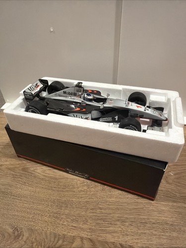 Minichamps scale mclaren - minichamps,