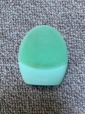 Foreo Luna 4 2-in-1 facial