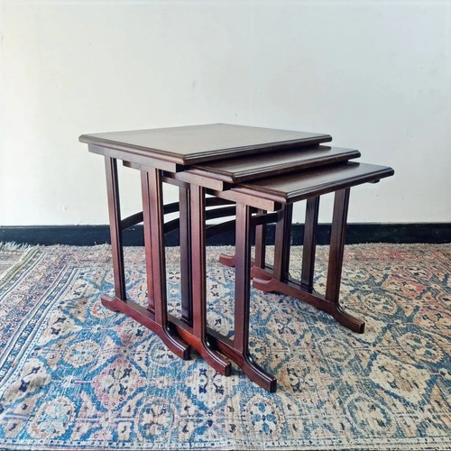 Plan nest three mahogany - three,