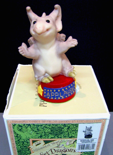Pocket dragons giggles the - , 'giggles