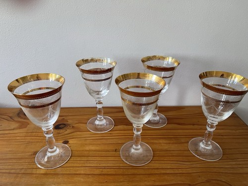 Vintage gold rim wine glasses - gold,