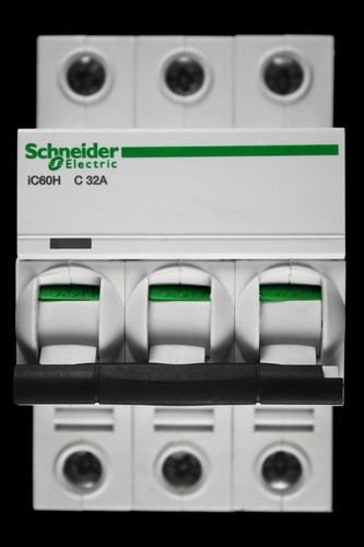 Schneider amp curve - schneider,