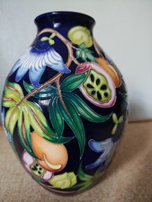 MOORCROFT 2008 TRIAL 3/8 VASE. PASSION FLOWER FROM MEDITERRANEAN COLLECTION.