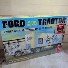 AMT Ford C-900 Tilt Cab