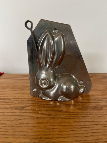 Vintage rabbit chocolate - chocolate, mold