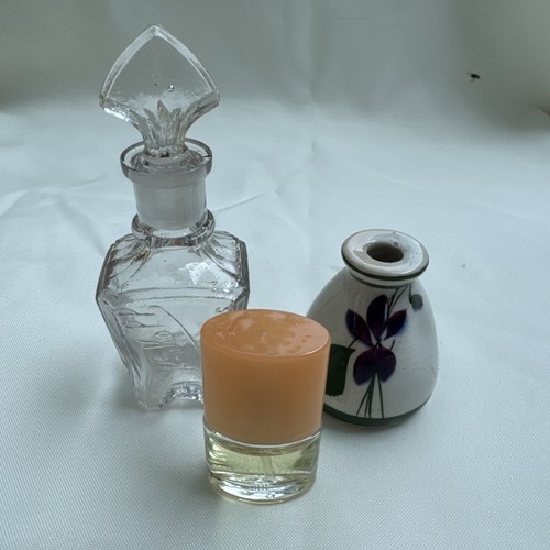 Vtg perfume bottles 5 - 3, 4.5”