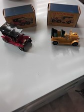 2 Matchbox Cars Great