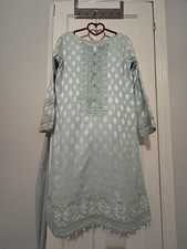 Ladies Pakistani Clothes