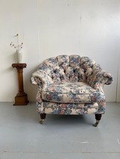 Vintage floral button back