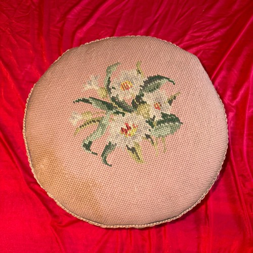 Vtg needlepoint floral - vtg,