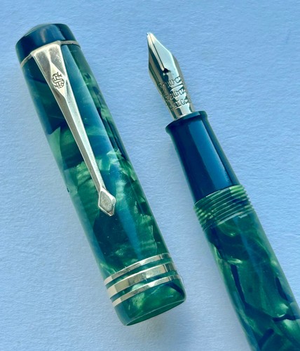 Conway stewart 388 green black - conway,