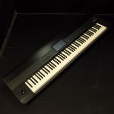 KORG KROME 88 Key Workstation