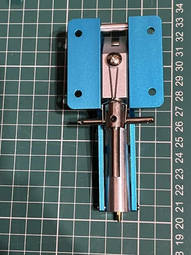 Blue heavy metal retract - blue,