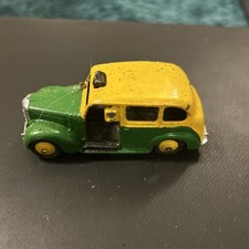 DINKY TOYS AUSTIN TAXI