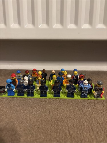 Lego figures bundle - lego,