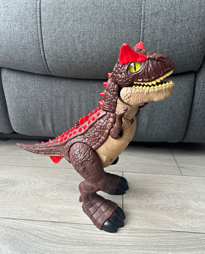 Jurassic world roar strikers - world,