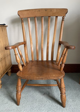 Antique Farmhouse Style 19th Century Low Windsor Chair Elm