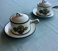 2 WEDGEWOOD ‘Primrose’ individual casseroles with lids and serving plates- RARE!