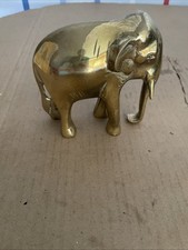 HEAVY VINTAGE SOLID BRASS ELEPHANT