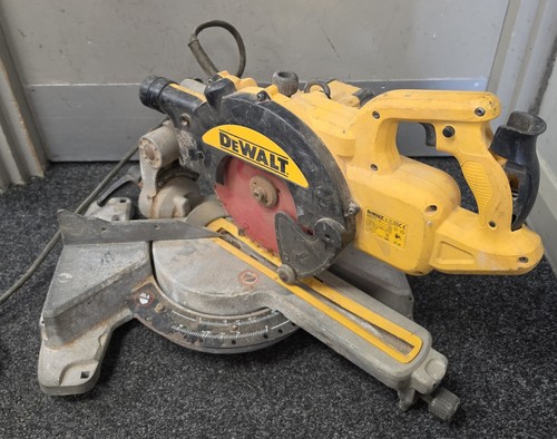 Dewalt mitre saw - saw, electric
