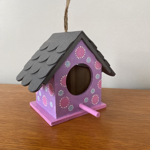 Bird house nesting box - nesting, hand