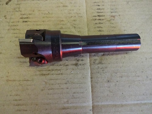 Face mill indexable - face, tips