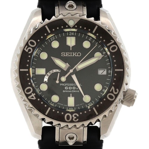 Authentic unserviced value - -,