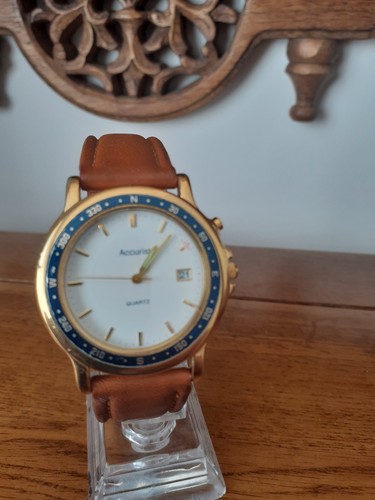 Gents vintage accurist watch - gents,